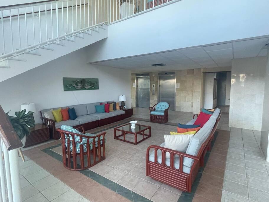Ocean View 2 Bed 1 Bath 2 Parkings & Pool @ Dos Marinas Fajardo Apartment Exterior photo