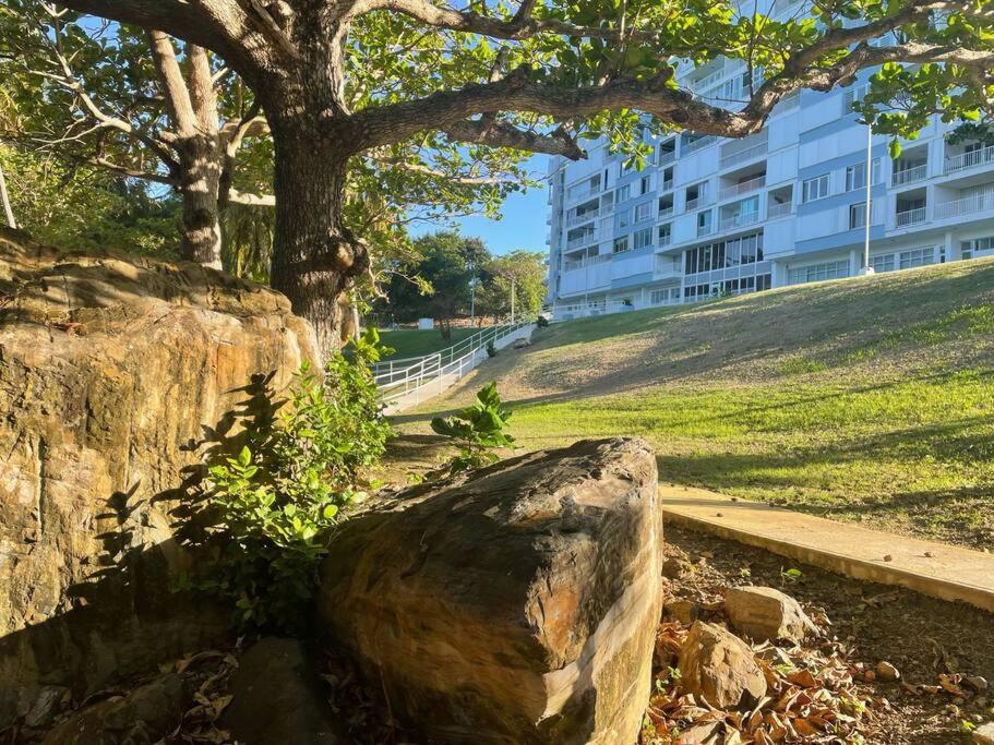 Ocean View 2 Bed 1 Bath 2 Parkings & Pool @ Dos Marinas Fajardo Apartment Exterior photo