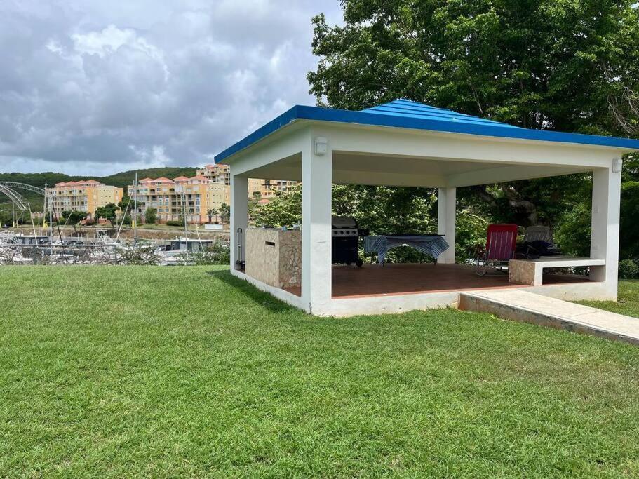 Ocean View 2 Bed 1 Bath 2 Parkings & Pool @ Dos Marinas Fajardo Apartment Exterior photo